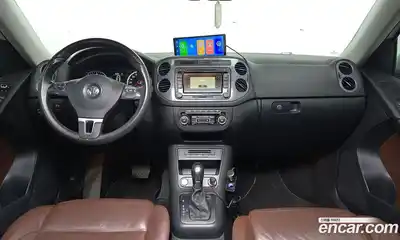 Volkswagen Tiguan 2015 2.0 гидро в Москве № 168957, миниатюра 7