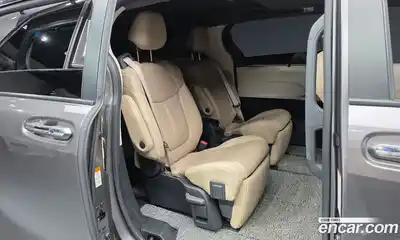 Toyota Sienna 2023 2.5 гидро в Москве № 170267, миниатюра 12