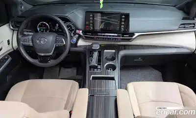 Toyota Sienna 2023 2.5 гидро в Москве № 170267, миниатюра 7