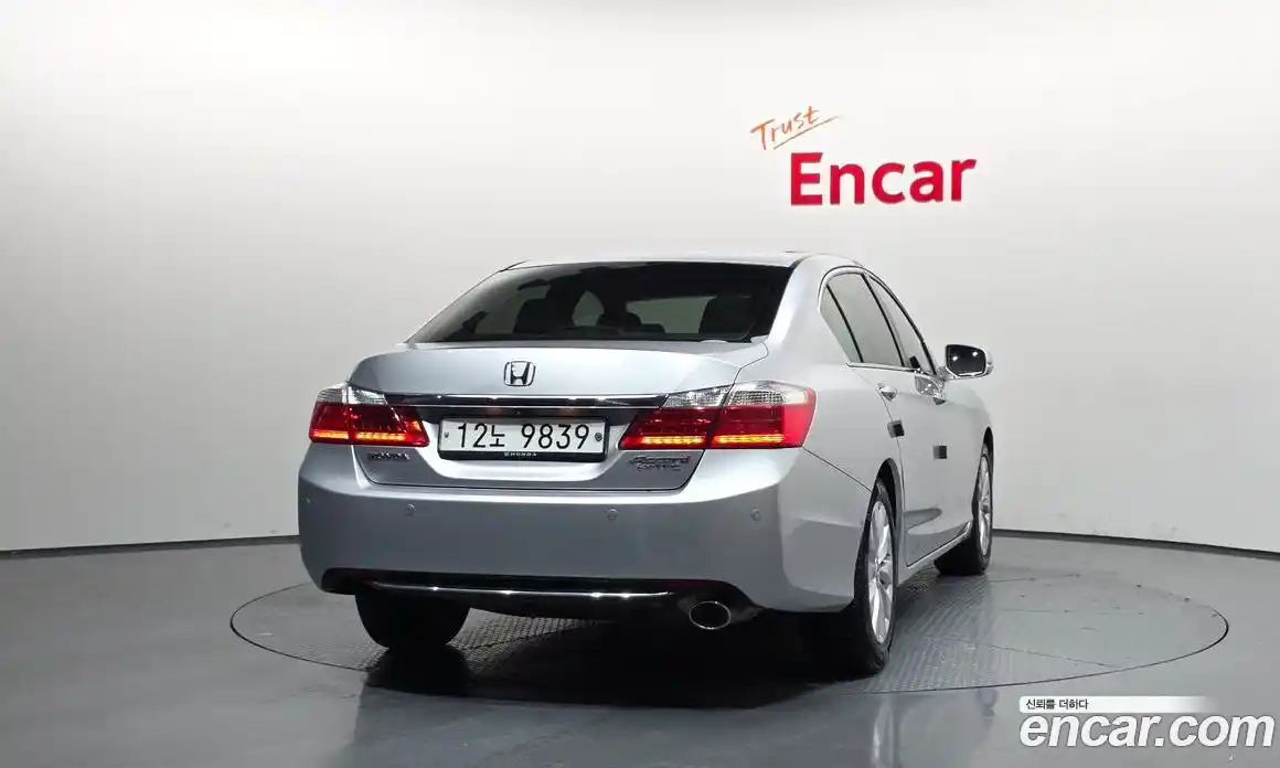 Honda Accord 2014 2.4 гидро в Москве № 170472, фото 4