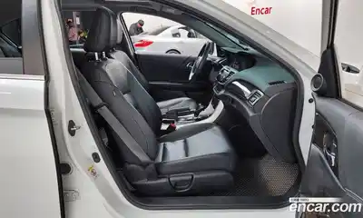 Honda Accord 2013 2.4 гидро в Москве № 170561, миниатюра 11