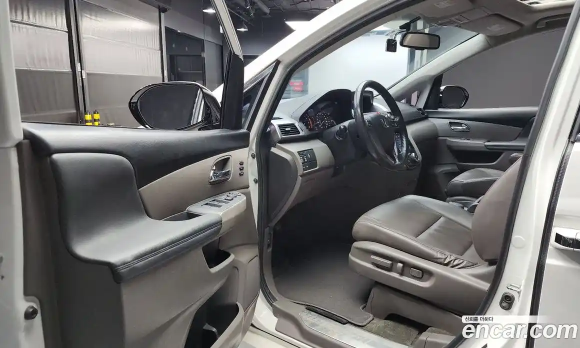 Honda Odyssey 2015 3.5 гидро в Москве № 170675, фото 10