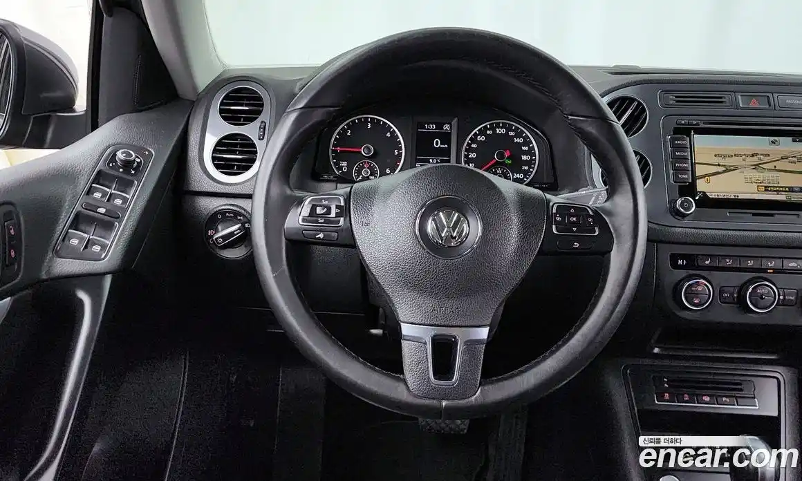 Volkswagen Tiguan 2016 2.0 гидро в Москве № 173491, фото 13