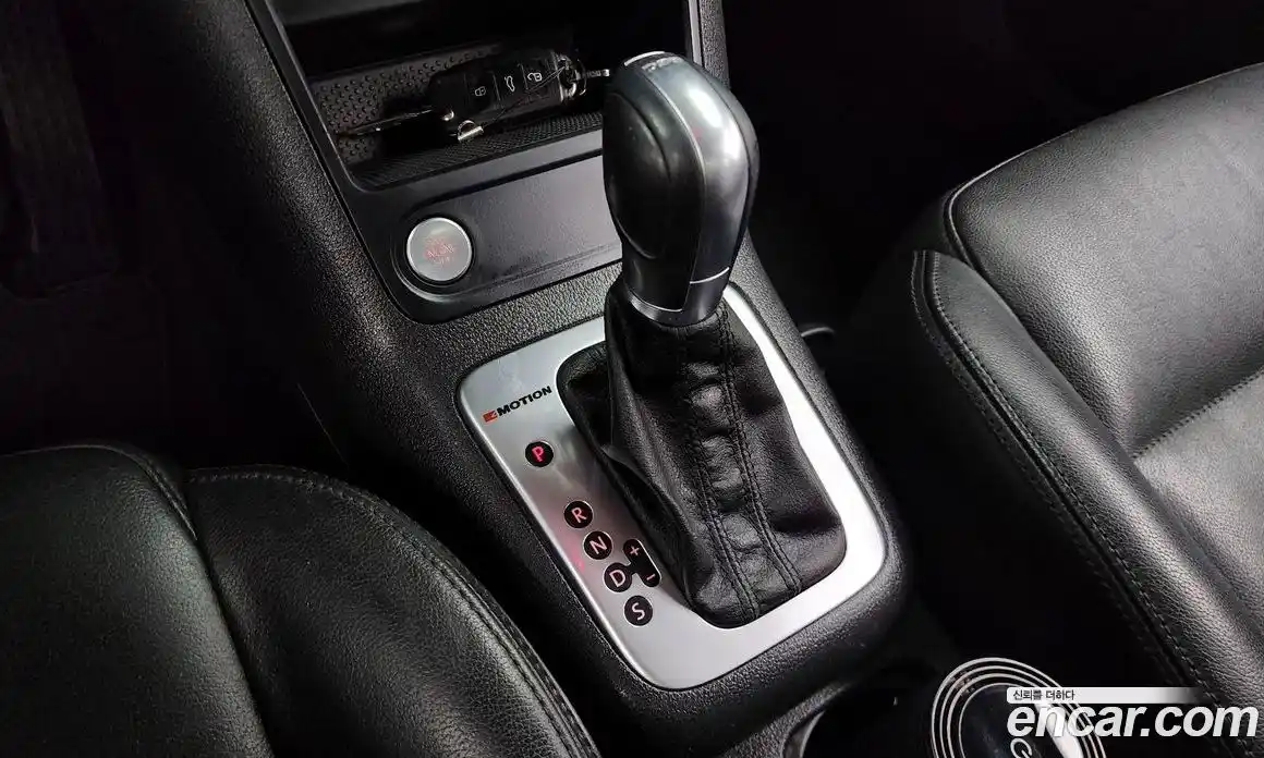 Volkswagen Tiguan 2016 2.0 гидро в Москве № 173491, фото 9