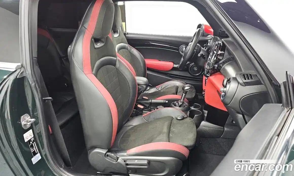 Mini Cooper 2019 2.0 гидро в Москве № 191146, фото 10