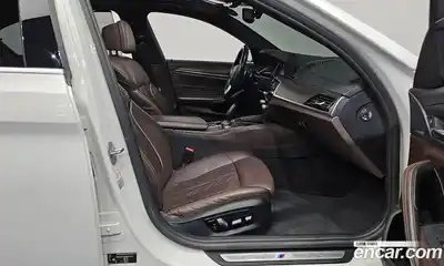 BMW 5-Series 2017 2.0 гидро в Москве № 192909, миниатюра 11