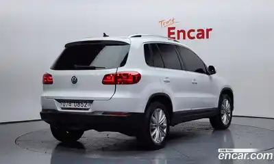 Volkswagen Tiguan 2015 2.0 гидро в Москве № 193331, миниатюра 2