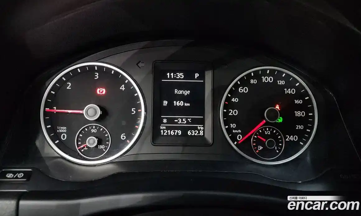 Volkswagen Tiguan 2015 2.0 гидро в Москве № 193331, фото 8