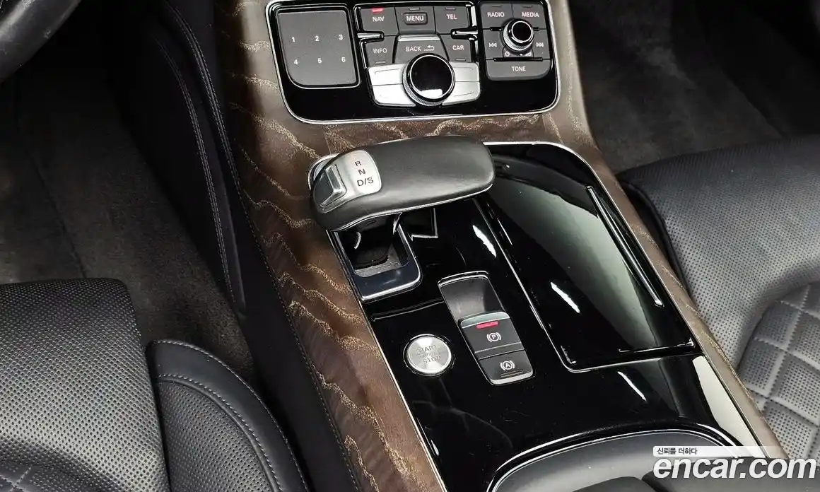 Audi A8 2016 4.0 гидро в Москве № 196540, фото 8
