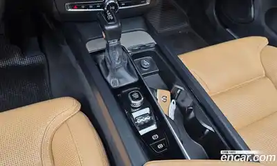 Volvo V60 2020 2.0 гидро в Москве № 196996, миниатюра 9