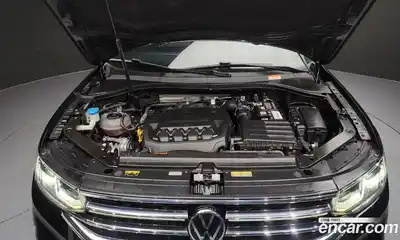 Volkswagen Tiguan 2022 2.0 гидро в Москве № 199161, миниатюра 6