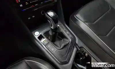 Volkswagen Tiguan 2022 2.0 гидро в Москве № 199161, миниатюра 9