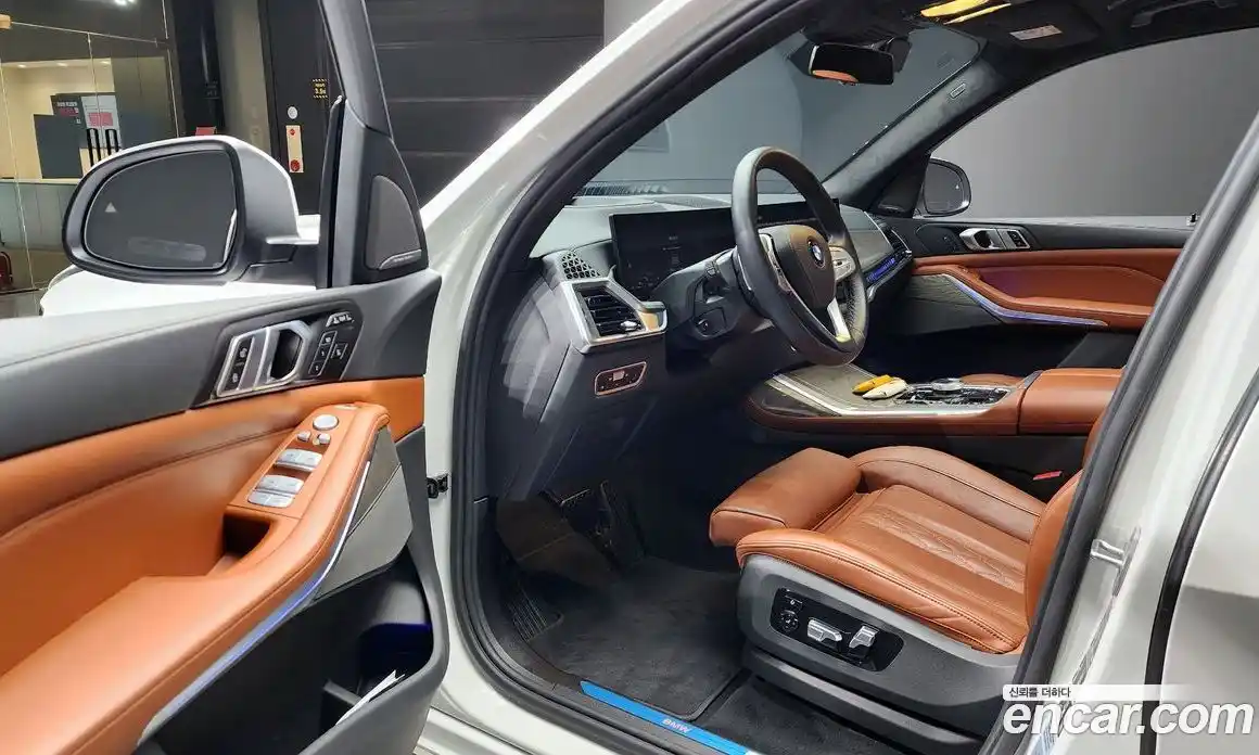 BMW X7 2023 3.0 гидро в Москве № 211330, фото 11