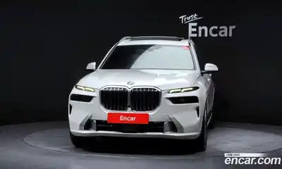 BMW X7 2023 3.0 гидро в Москве № 211330, миниатюра 3