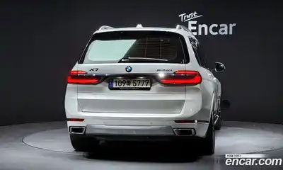 BMW X7 2023 3.0 гидро в Москве № 211330, миниатюра 4