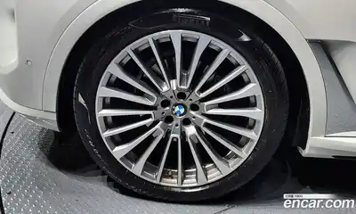 BMW X7 2023 3.0 гидро в Москве № 211330, миниатюра 5