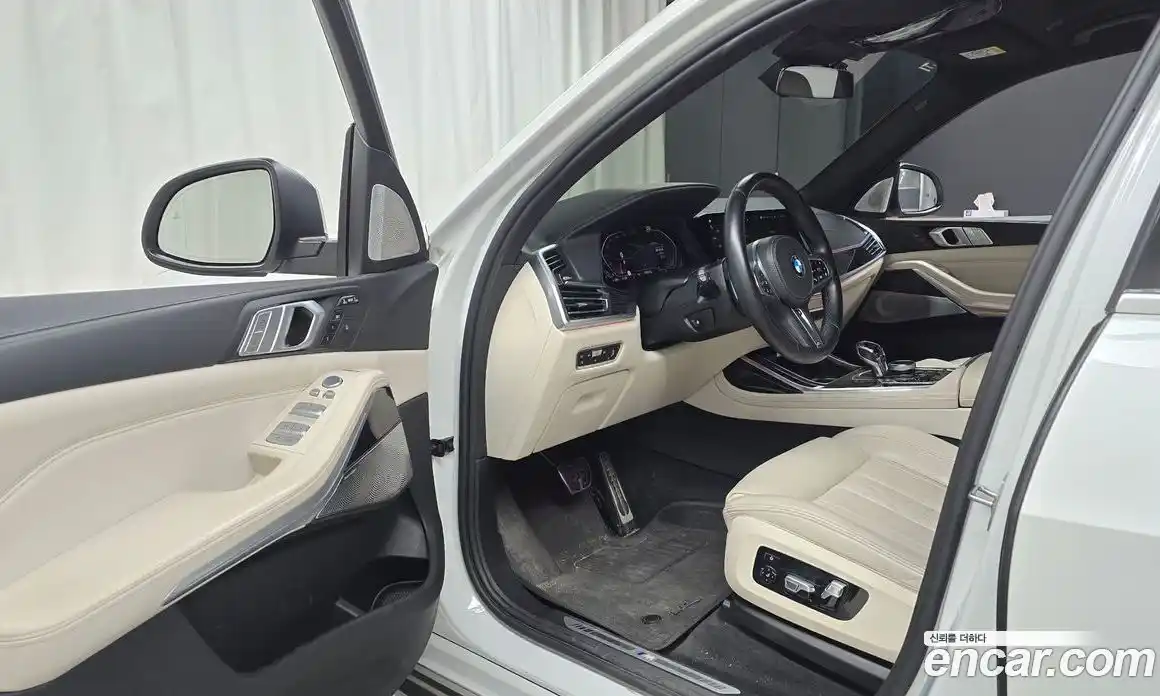 BMW X7 2021 3.0 гидро в Москве № 211401, фото 11