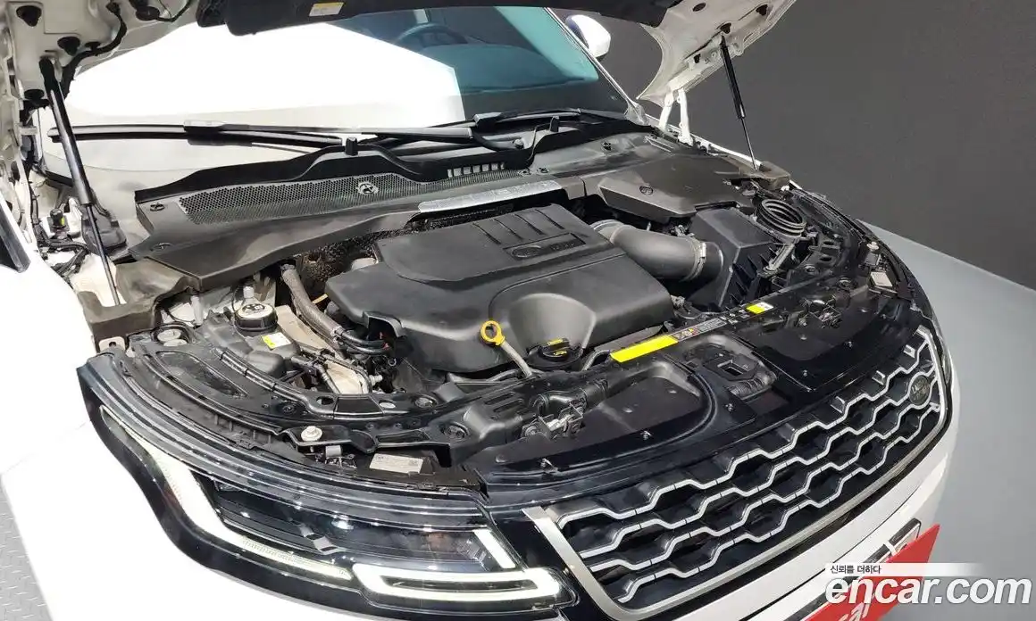 Land Rover Range-Rover Evoque 2020 2.0 гидро в Москве № 213430, фото 6