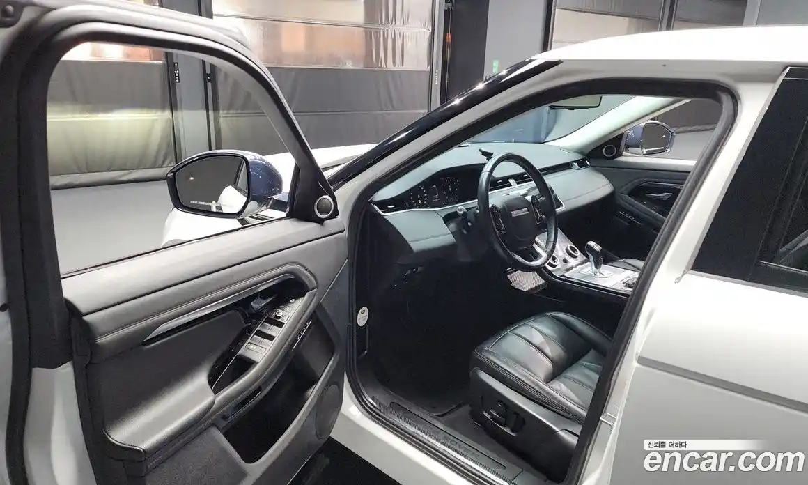Land Rover Range-Rover Evoque 2020 2.0 гидро в Москве № 213430, фото 10