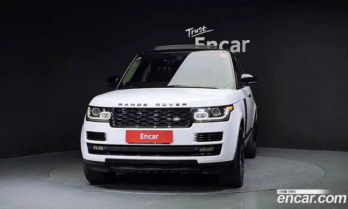Land Rover Range-Rover 2015 4.4 гидро в Москве № 213712, фото 3