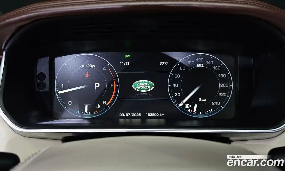 Land Rover Range-Rover 2015 4.4 гидро в Москве № 213712, фото 8