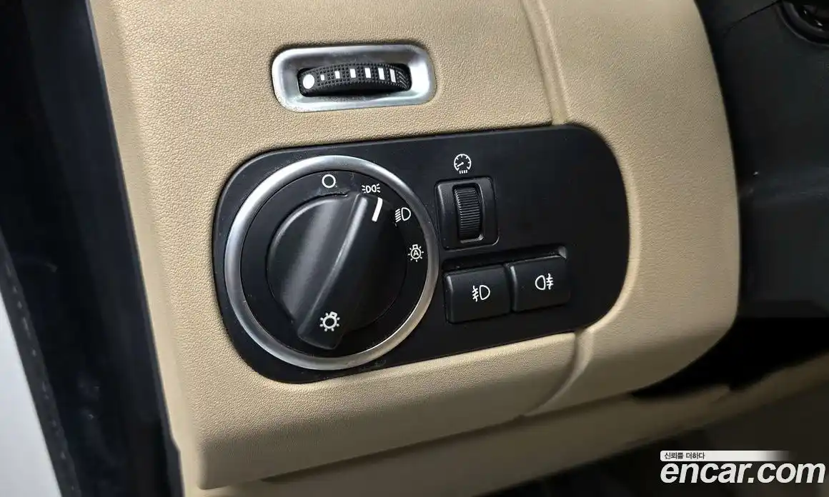 Land Rover Discovery 2013 3.0 гидро в Москве № 213826, фото 14