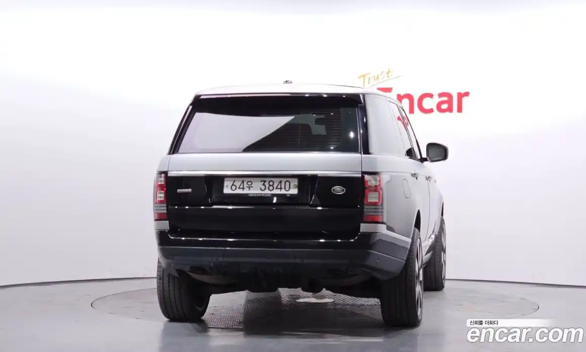 Land Rover Range-Rover 2015 4.4 гидро в Москве № 213864, фото 4