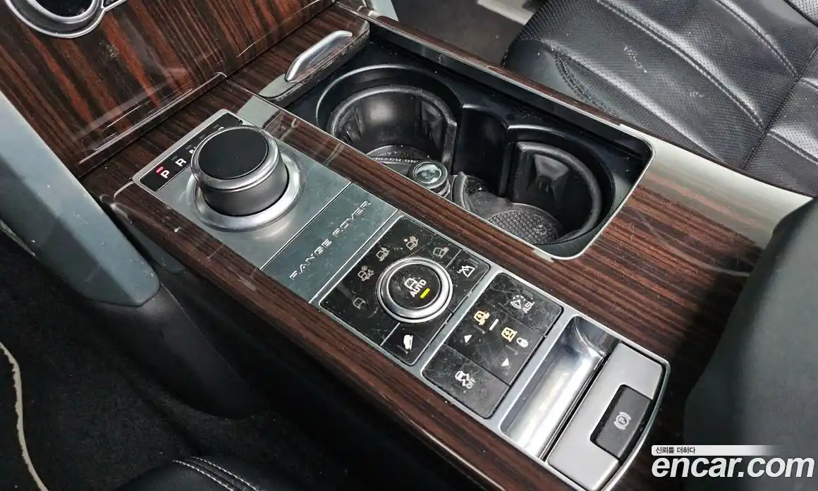 Land Rover Range-Rover 2015 4.4 гидро в Москве № 213864, фото 9
