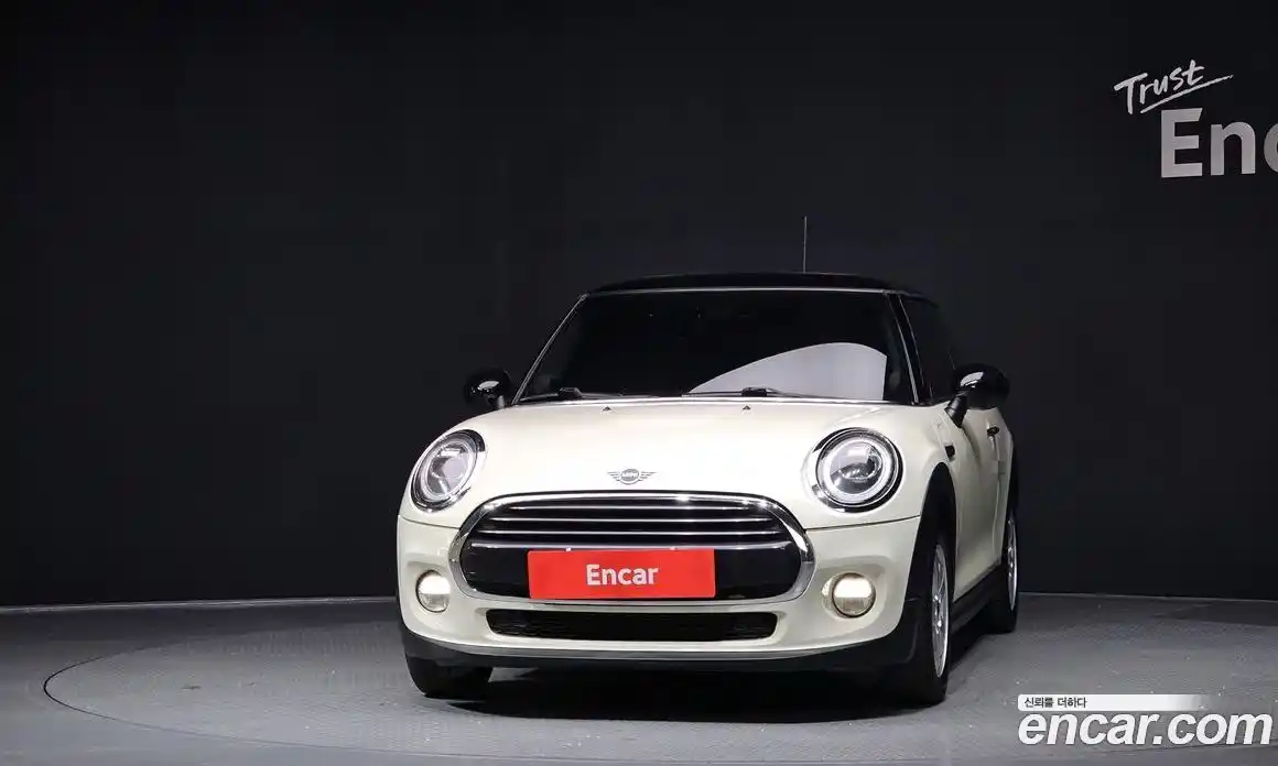 Mini Cooper 2019 1.5 гидро в Москве № 214393, фото 3