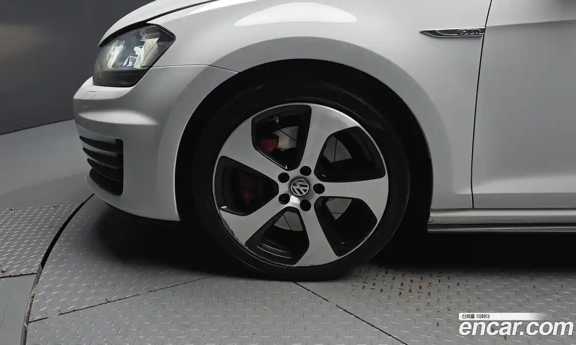 Volkswagen Golf 2016 2.0 гидро в Москве № 215366, фото 5