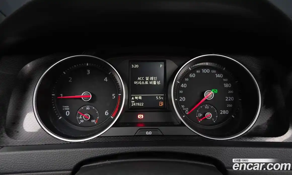 Volkswagen Golf 2016 2.0 гидро в Москве № 215366, фото 8