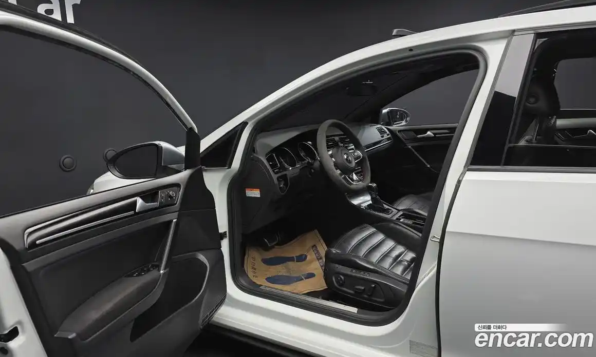 Volkswagen Golf 2016 2.0 гидро в Москве № 215366, фото 10