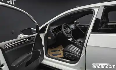 Volkswagen Golf 2016 2.0 гидро в Москве № 215366, миниатюра 10