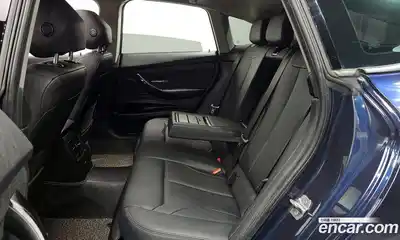 BMW 3-Series 2017 2.0 Автомат в Москве № 228922, миниатюра 12