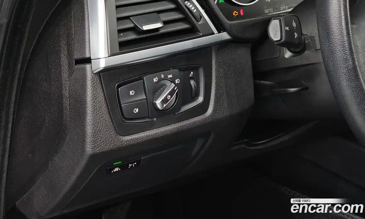 BMW 3-Series 2017 2.0 Автомат в Москве № 228922, фото 19