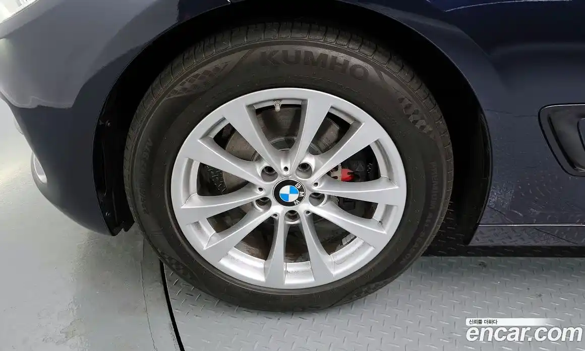 BMW 3-Series 2017 2.0 Автомат в Москве № 228922, фото 5