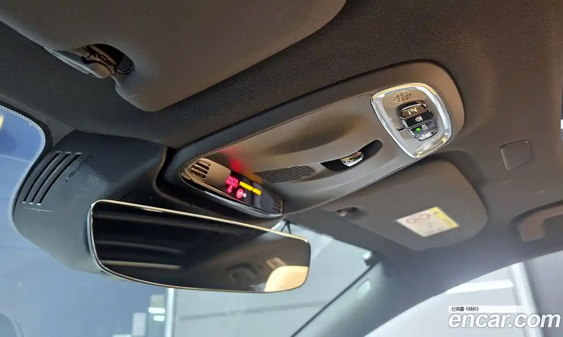 Volvo V60 2019 2.0 гидро в Москве № 230433, фото 17