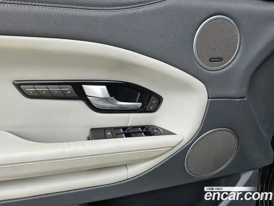 Land Rover Range-Rover Evoque 2016 2.0 гидро в Москве № 231338, фото 12