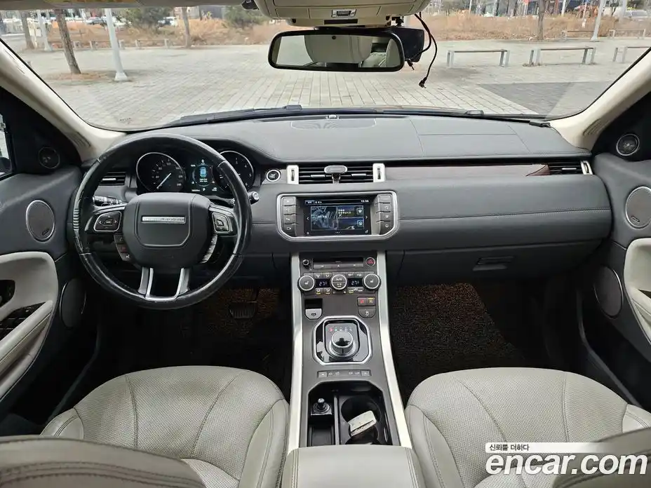 Land Rover Range-Rover Evoque 2016 2.0 гидро в Москве № 231338, фото 15