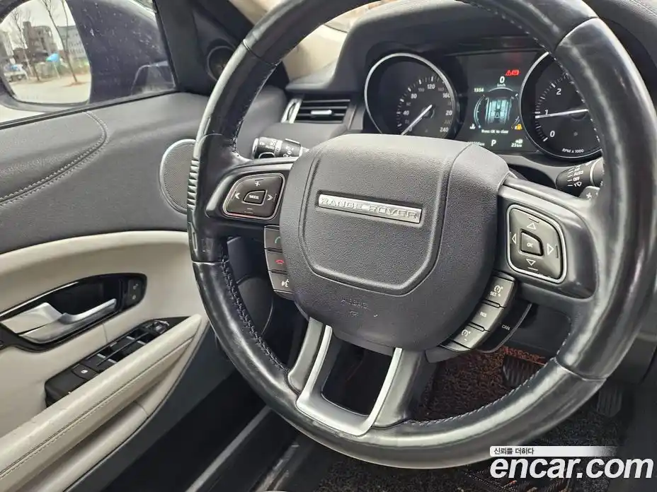 Land Rover Range-Rover Evoque 2016 2.0 гидро в Москве № 231338, фото 18