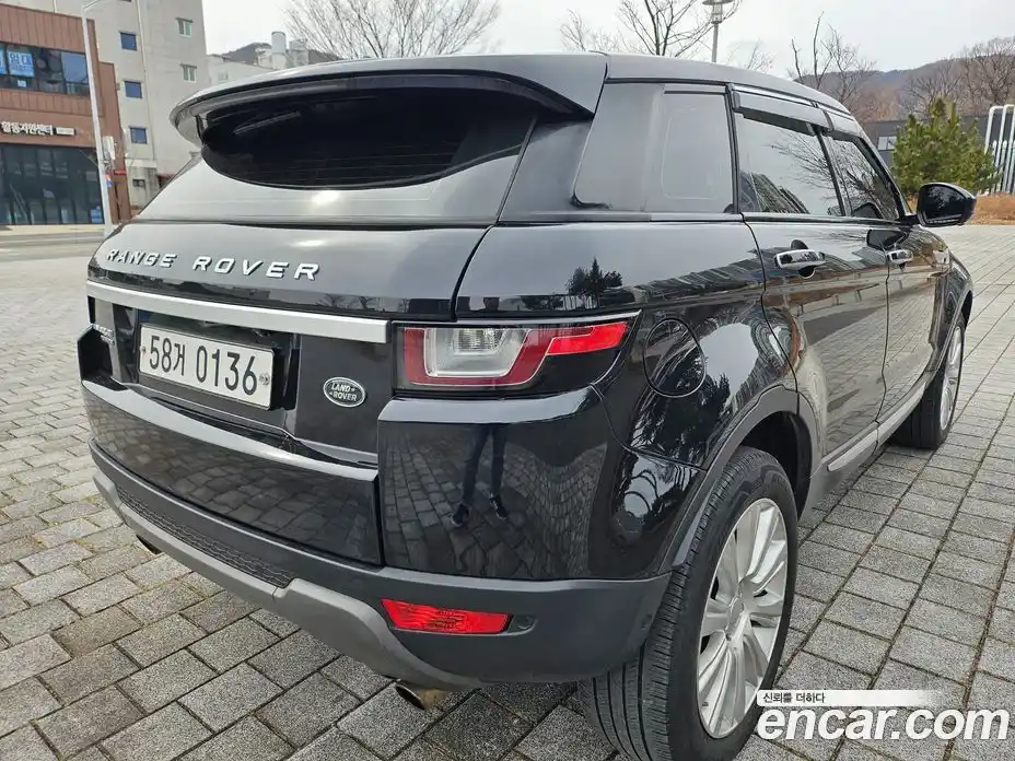 Land Rover Range-Rover Evoque 2016 2.0 гидро в Москве № 231338, фото 8