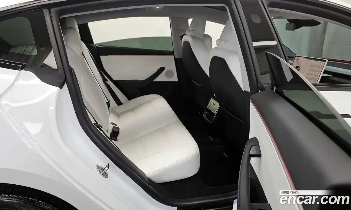Tesla Model 3 2024 0.2 гидро, фото 12