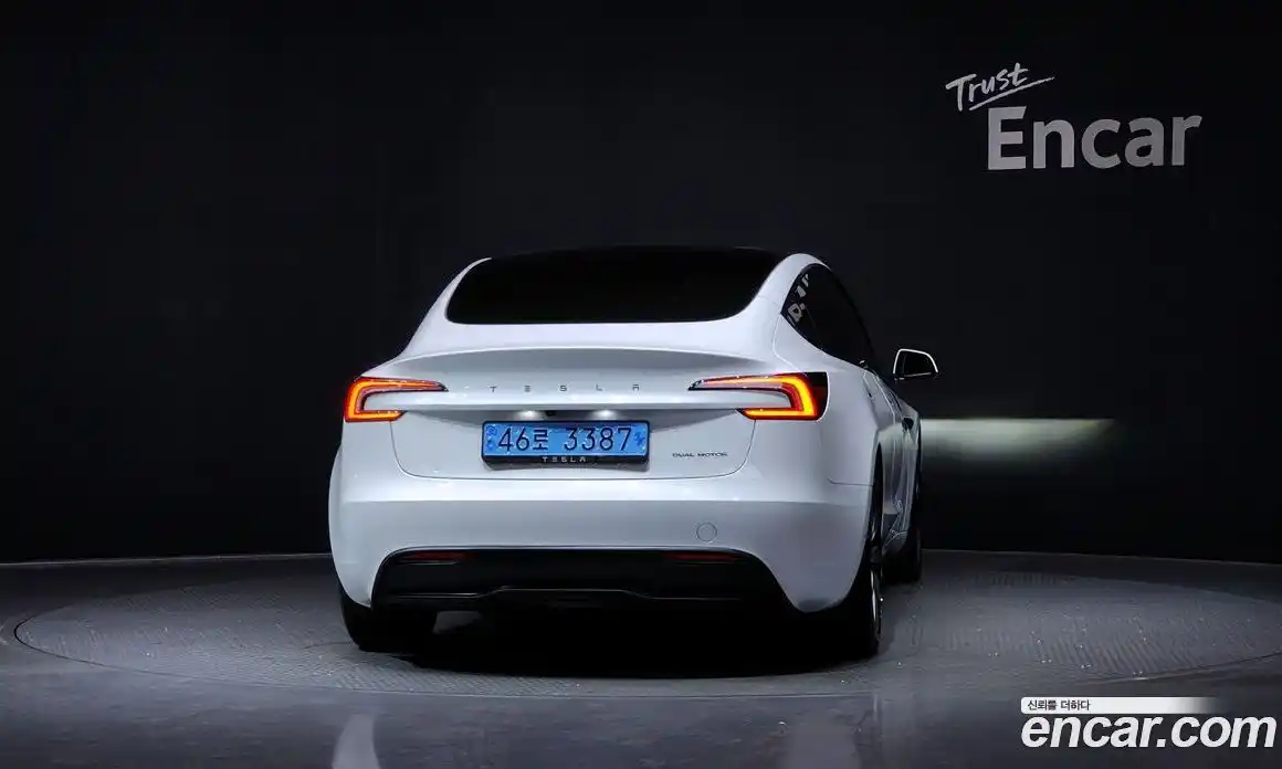 Tesla Model 3 2024 0.2 гидро, фото 4