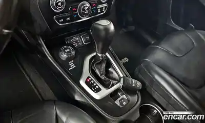 Jeep Cherokee 2018 2.4 гидро в Москве № 232630, миниатюра 9
