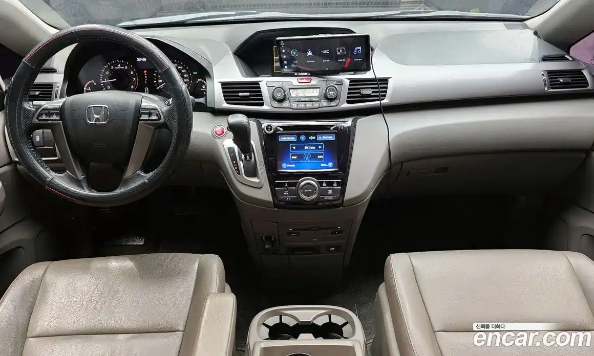 Honda Odyssey 2015 3.5 гидро в Москве № 232848, фото 7