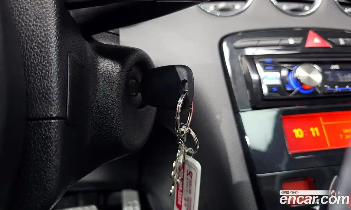 Peugeot 308 2014 1.6 гидро в Москве № 234872, фото 16