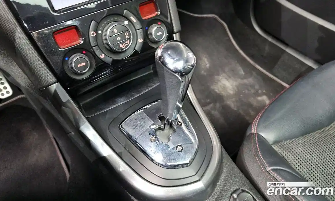 Peugeot 308 2014 1.6 гидро в Москве № 234872, фото 9