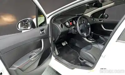 Peugeot 308 2014 1.6 гидро в Москве № 234872, миниатюра 10