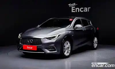 Infiniti Q30, 2019