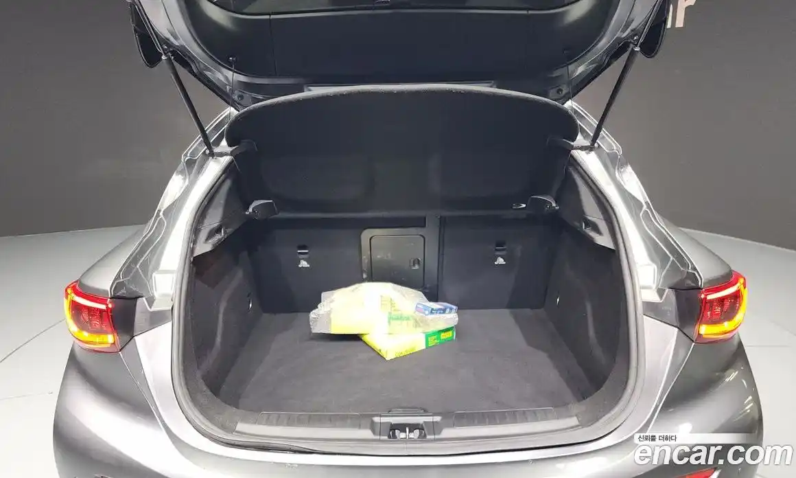 Infiniti Q30 2019 2.0 гидро в Москве № 244795, фото 20